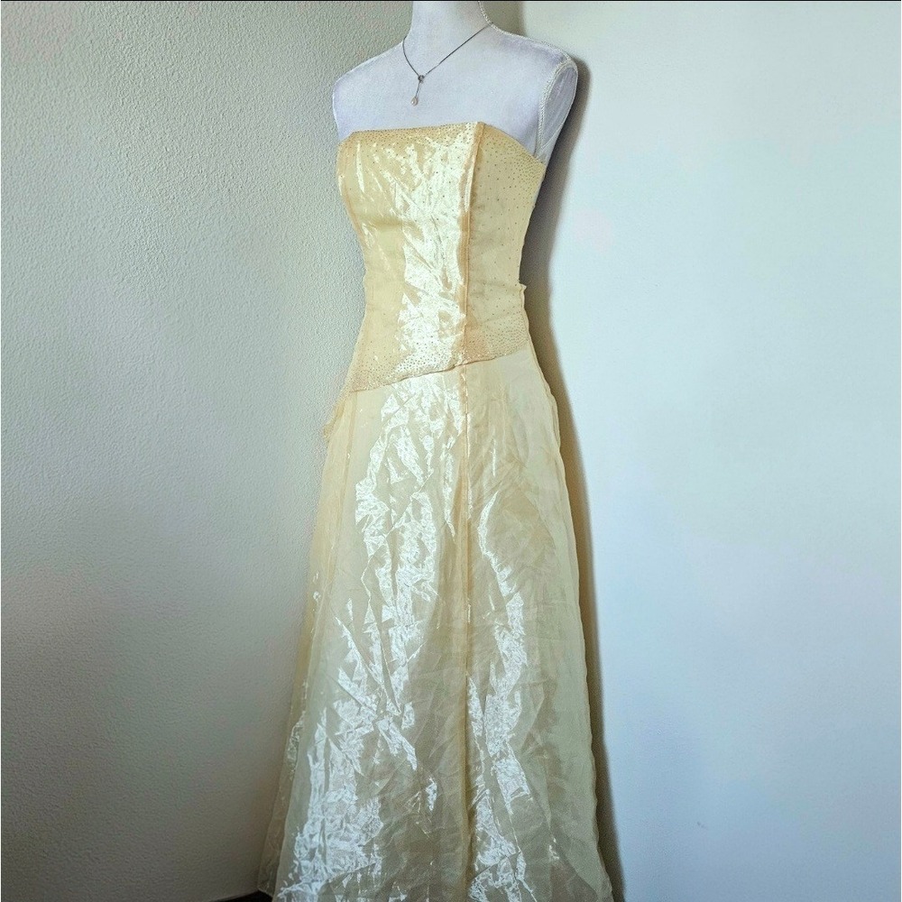 Kiki USA Champagne Yellow Iridescent Rhinestone Strapless Lace Up Prom Dress